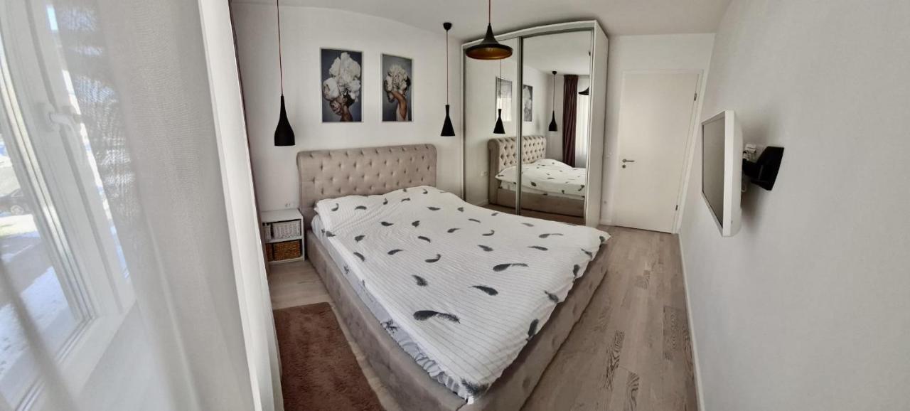 Apartament Coresimall Apartment Brasov Ngoại thất bức ảnh
